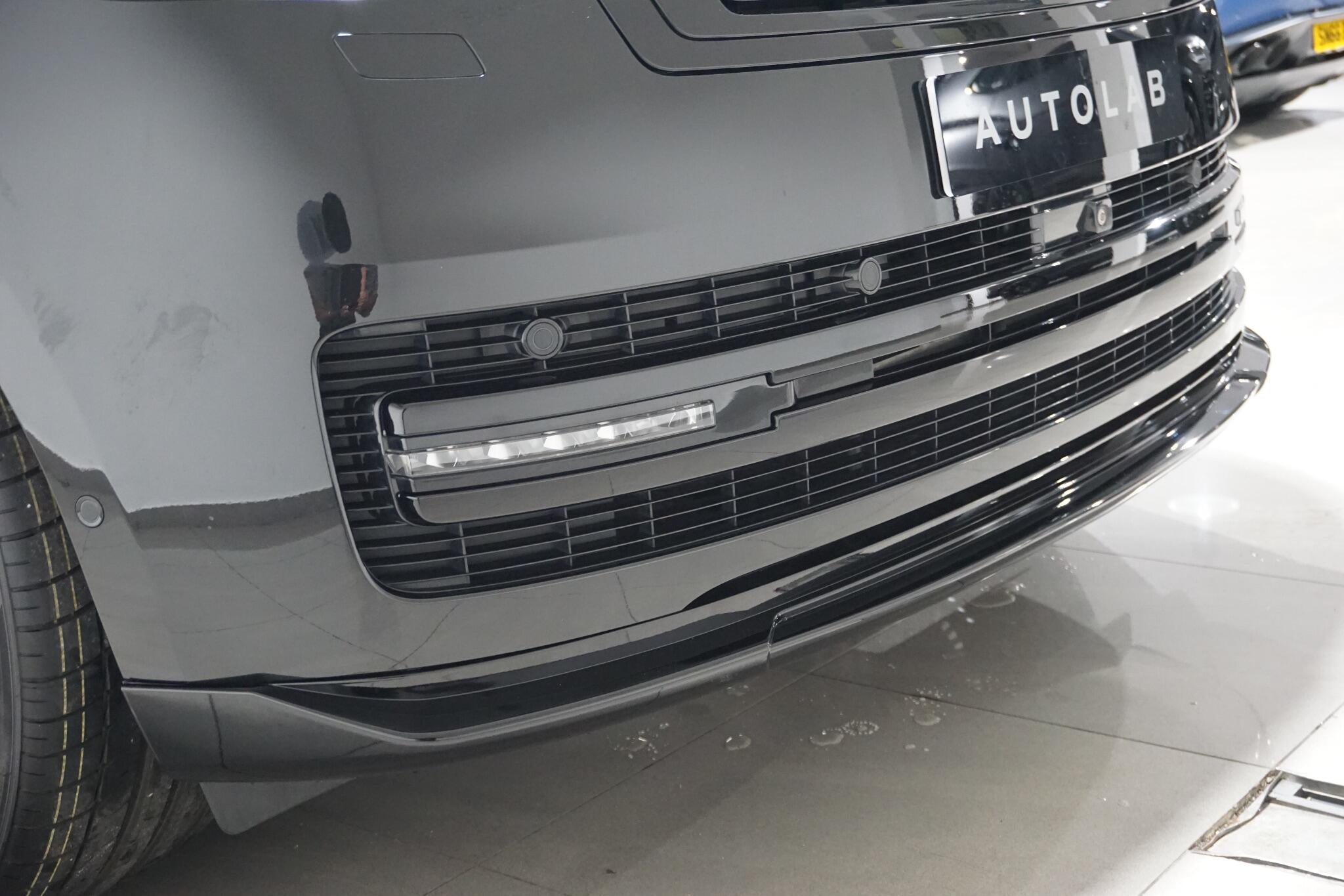 Land Rover Range Rover 3.0 D300 MHEV Autobiography SUV 5dr Diesel Auto 4WD Euro 6 (s/s) (300 ps)